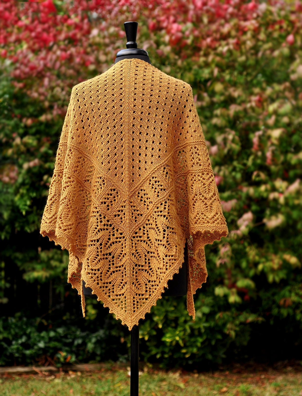 Top-down Triangular Shawl Knitting Pattern