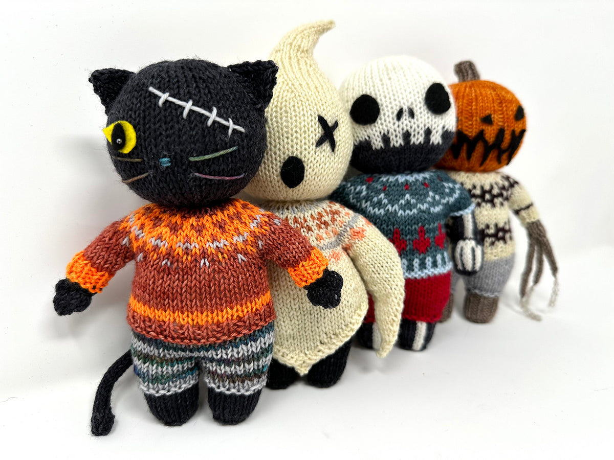 Halloween Cat Knitting Pattern