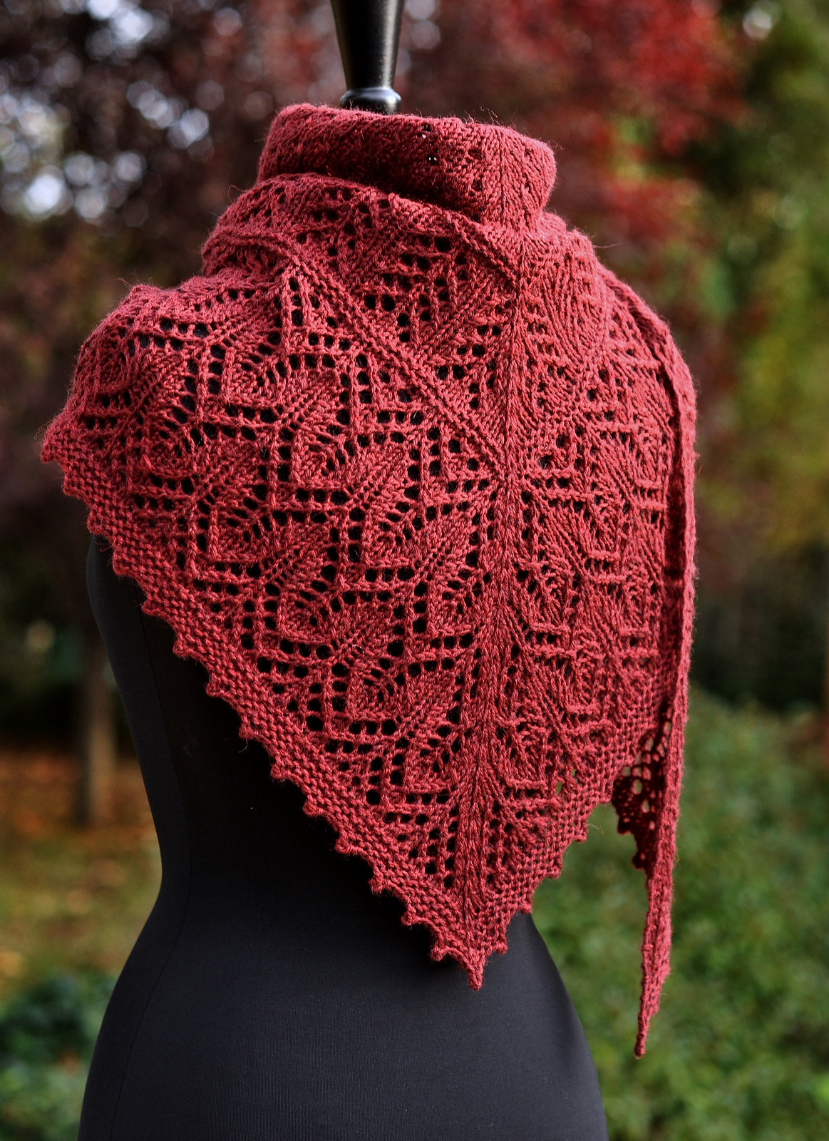 Top-down Triangular Shawl Knitting Pattern