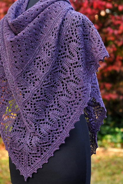 Top-down Triangular Shawl Knitting Pattern