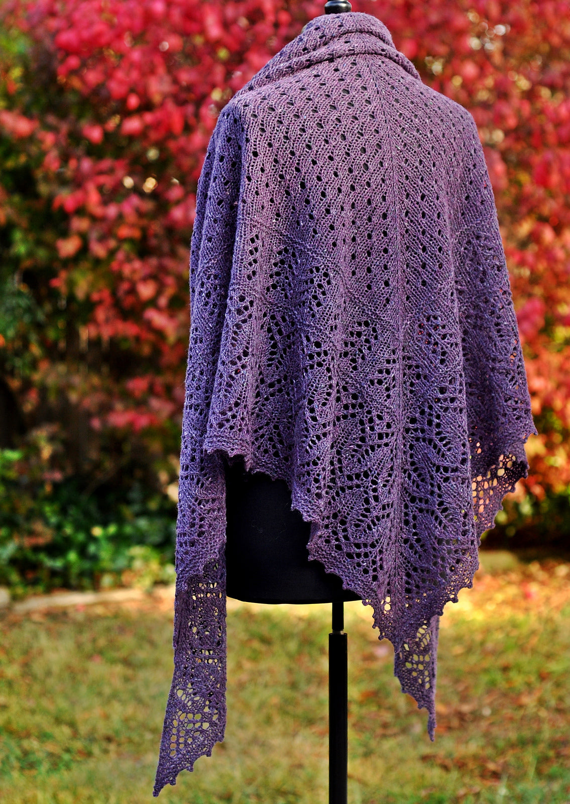 Top-down Triangular Shawl Knitting Pattern
